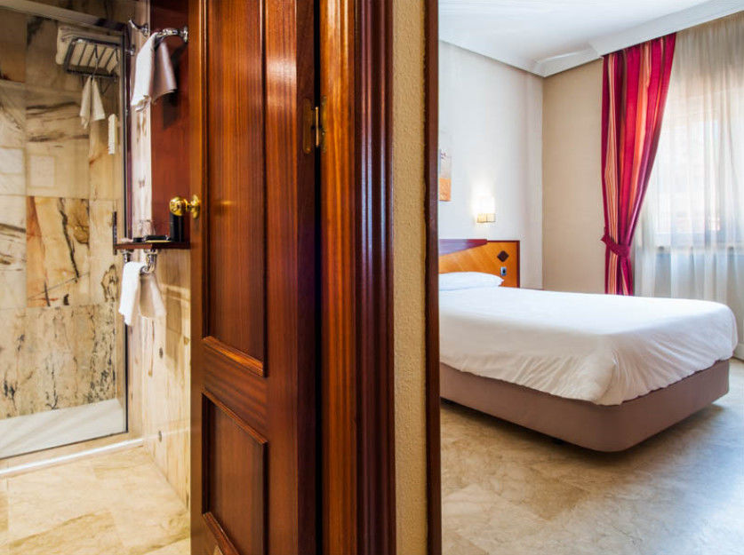 Del Val - Parking Gratuito Hotel 3*